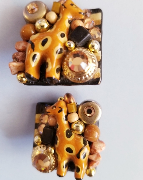 New..Vintage Tikal Trading crystal giraffe clips earrings - Picture 9 of 11